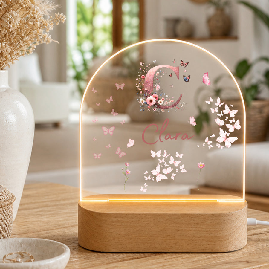 Nachtlicht Schmetterling Monogramm rosa_