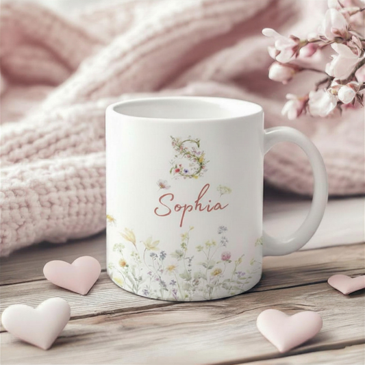 Personalisierte Wildblumen Tasse mit Initiale & Name | Individuelle Blumen Monogramm Keramiktasse für Frauen & Mädchen